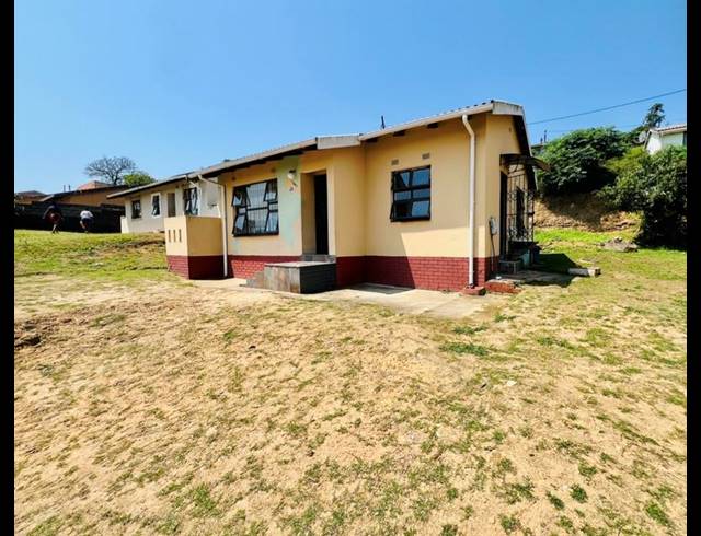 2 BEDROOM HOUSE FOR SALE IN UMLAZI C